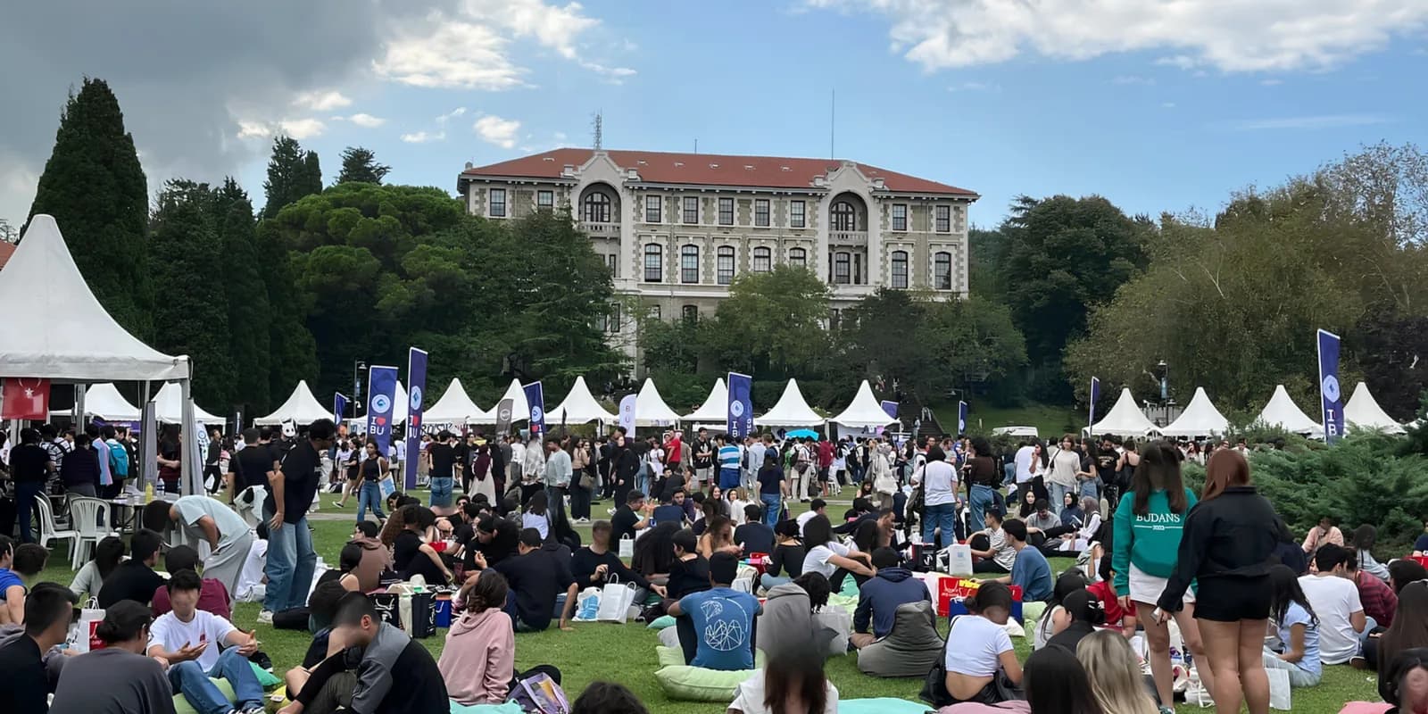Boğaziçi Üniversitesi kampüsünden bir fotoğraf